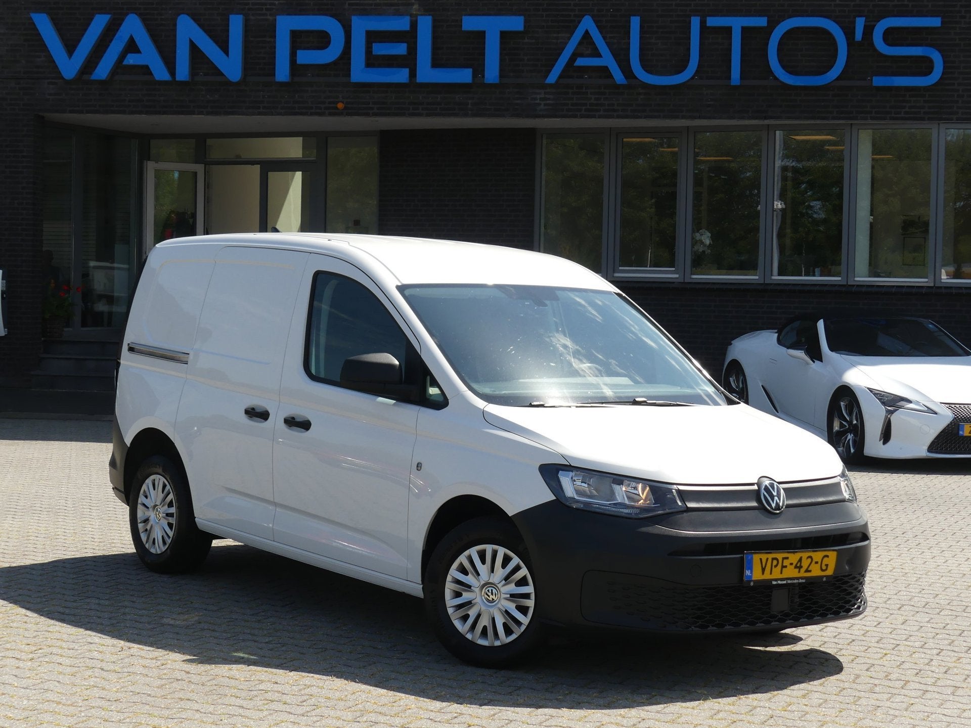 Volkswagen Caddy Cargo 2.0 TDI 102PK Comfort / Carplay / Nav, Auto's, Voorwielaandrijving, Gebruikt, 4 cilinders, Volkswagen