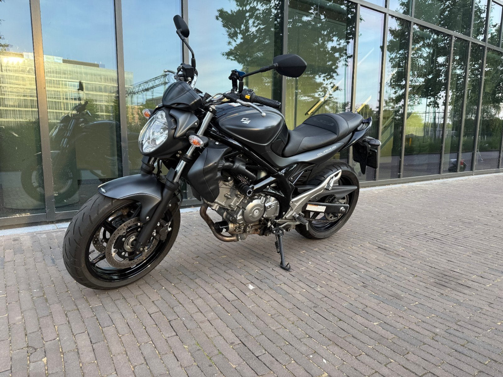 Suzuki SFV650 Gladius 2014 ABS | 28.642 km | zwart, Motoren, Motoren | Suzuki, 2 cilinders, Motorrijbewijs A, Gebruikt, Particulier