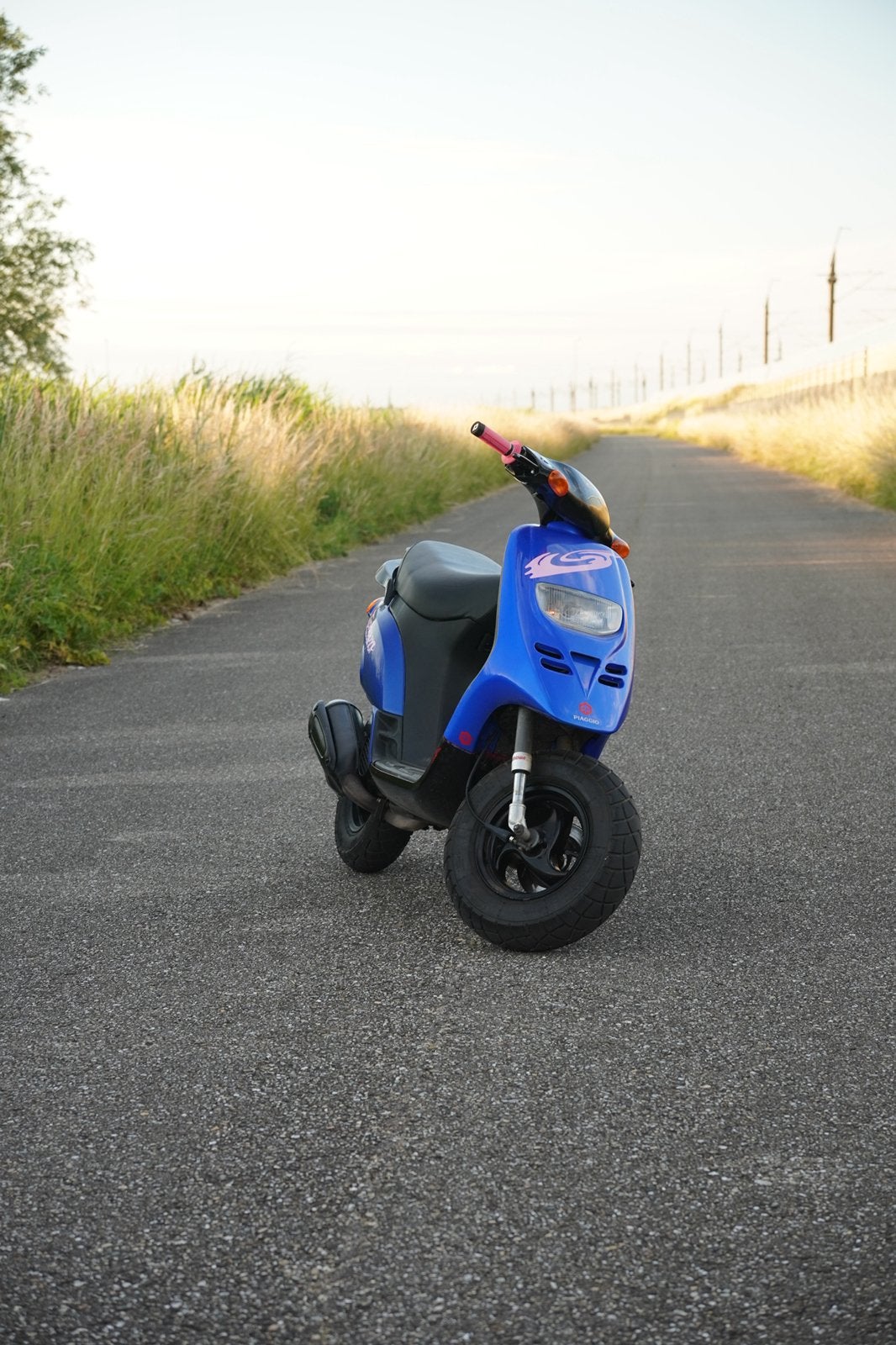Typhoon 125cc brom met papieren, Fietsen en Brommers, Brommeronderdelen | Scooters, Ophalen, Gebruikt, Blok, Piaggio