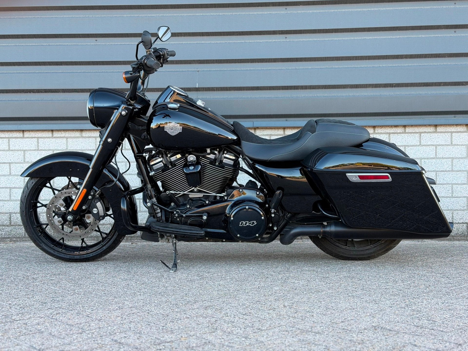Harley Davidson FLHRXS 114 Road King Special Black Edition,, Motoren, ABS, Meer dan 35 kW, Gebruikt, Bedrijf