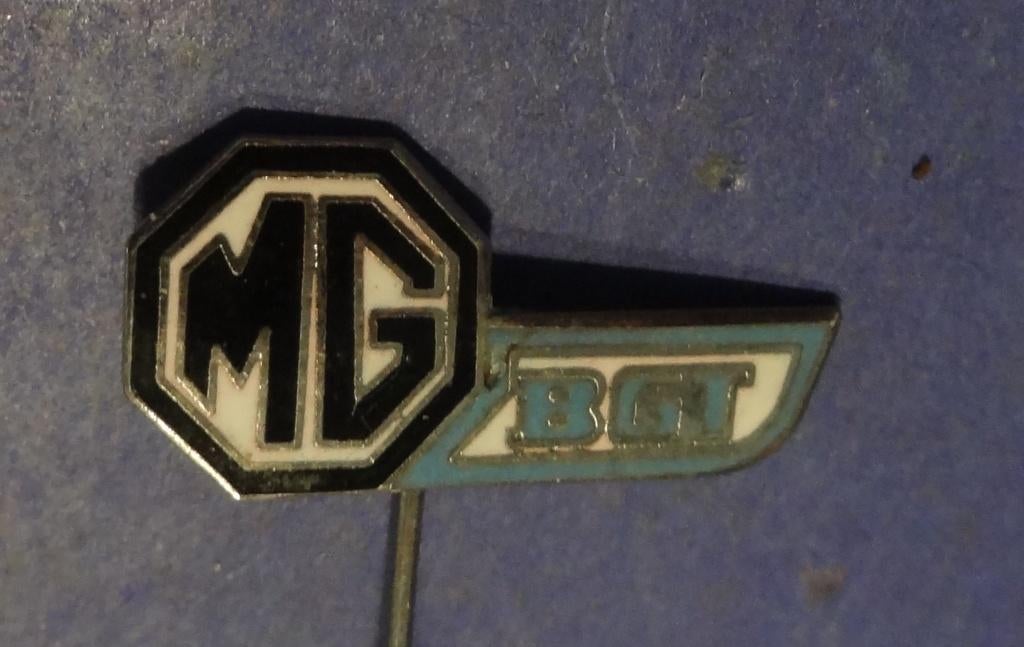 MG B - GT Sport Car Zwart - Blauw Speldje 25 x 12 mm, Verzenden, Gebruikt, Auto's