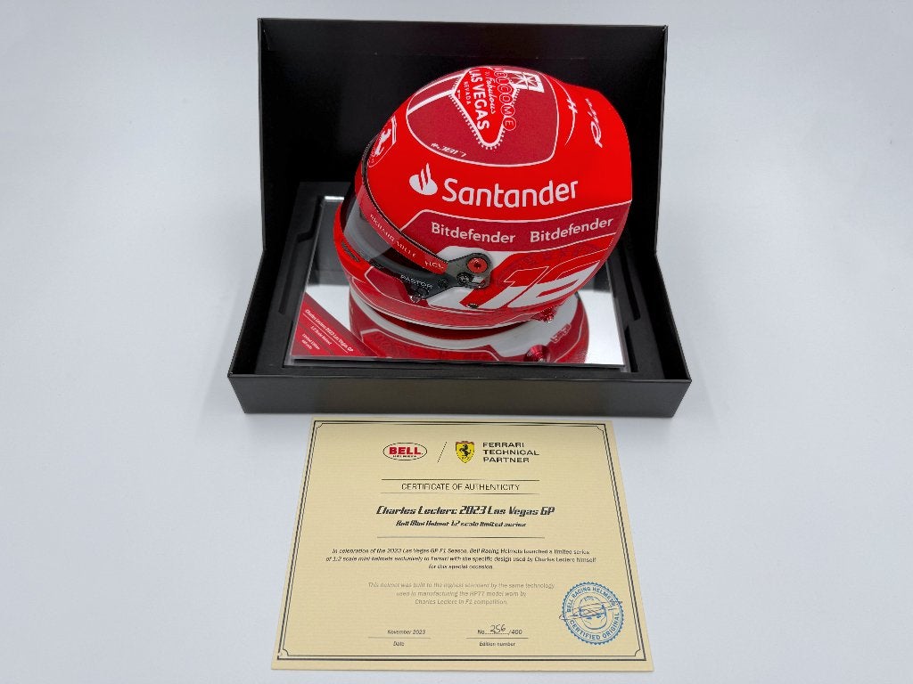 1/2 casque helmet F1 Leclerc 2023 Las Vegas Ferrari, Ophalen of Verzenden, Nieuw, Formule 1