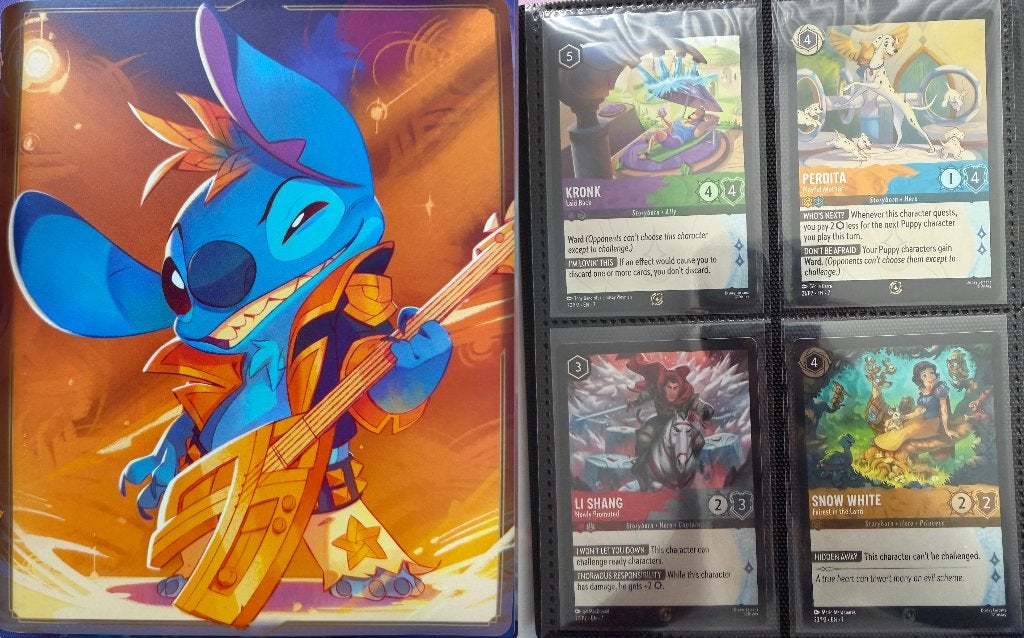 Disney Lorcana - Stich (4-pocket binder) + 4 Promokaarten, Ophalen of Verzenden, Nieuw, Overige typen, Foil
