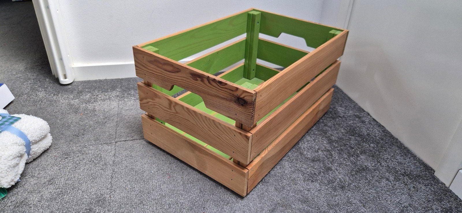 Houten IKEA krat met groen geverfde binnenkant, Huis en Inrichting, Woonaccessoires | Overige, Gebruikt, Hout, Groen, Ophalen