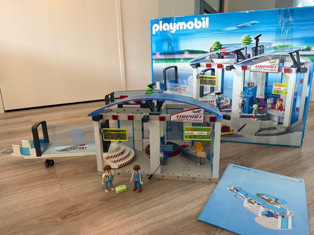 Playmobil vliegveld 4311, Ophalen of Verzenden, Gebruikt