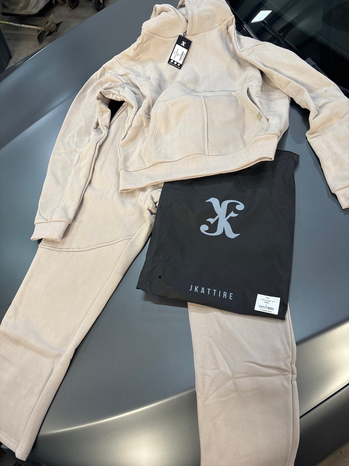 JKA TIRE Hoodie en Joggingpak - Nieuw met labels, Ophalen of Verzenden, Nieuw