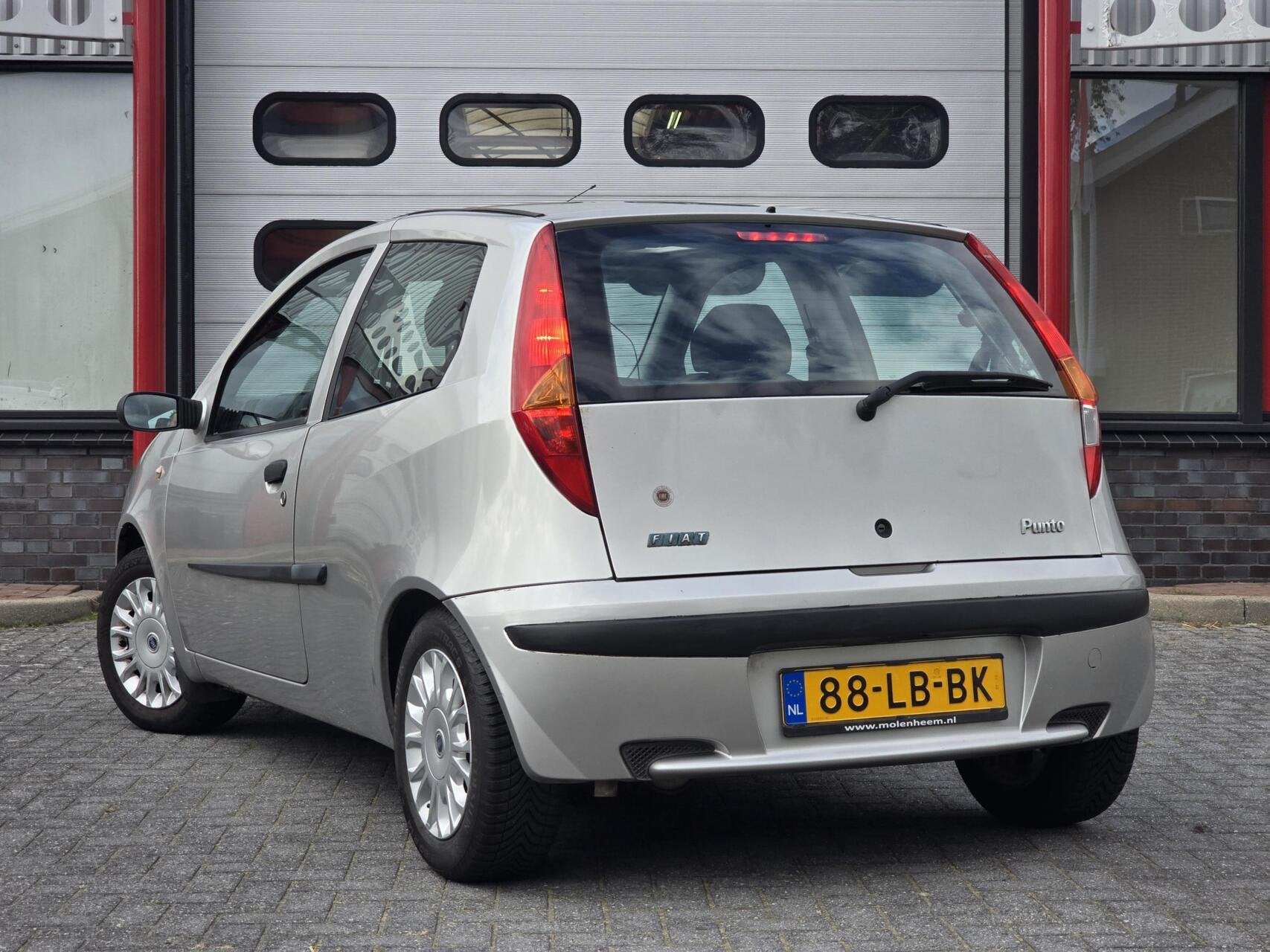 Fiat Punto 1.2 Sound Pano/Bluetooth/LMV/Stuurbekrachtiging, Auto's, Fiat, Voorwielaandrijving, Stof, Gebruikt, 4 cilinders