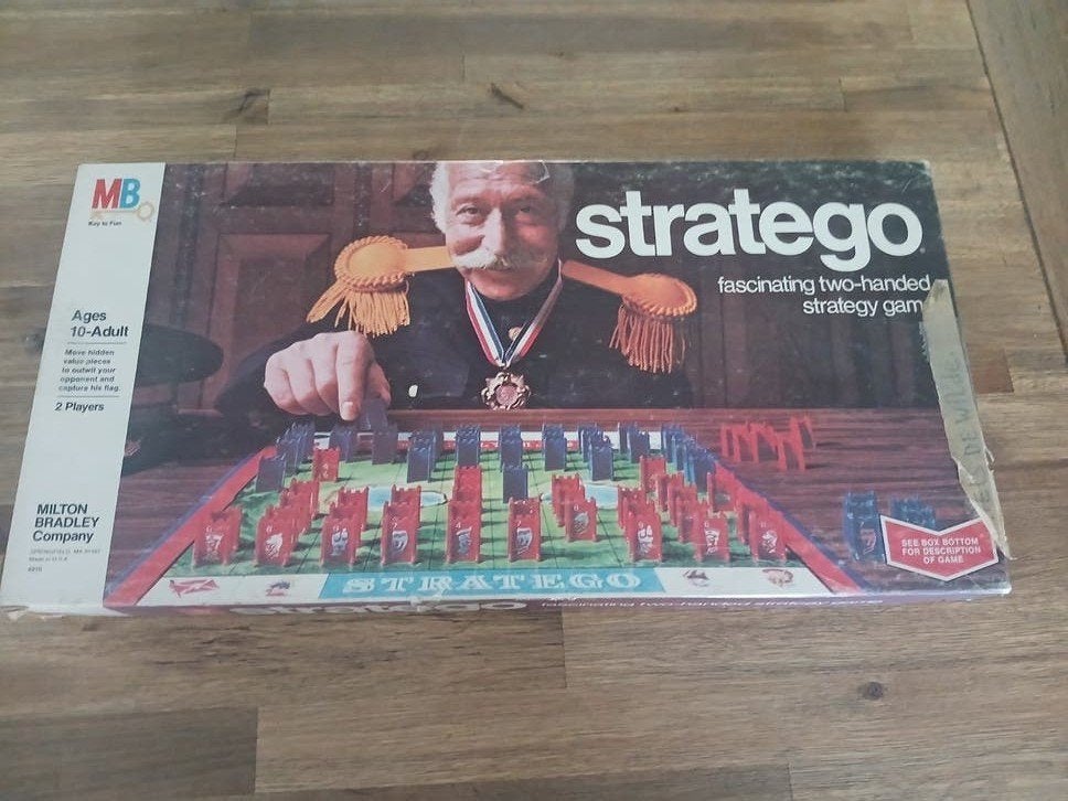 Stratego Bordspel - Klassiek Strategisch Spel, Een of twee spelers, Ophalen of Verzenden, Gebruikt, Milton Bradley Company
