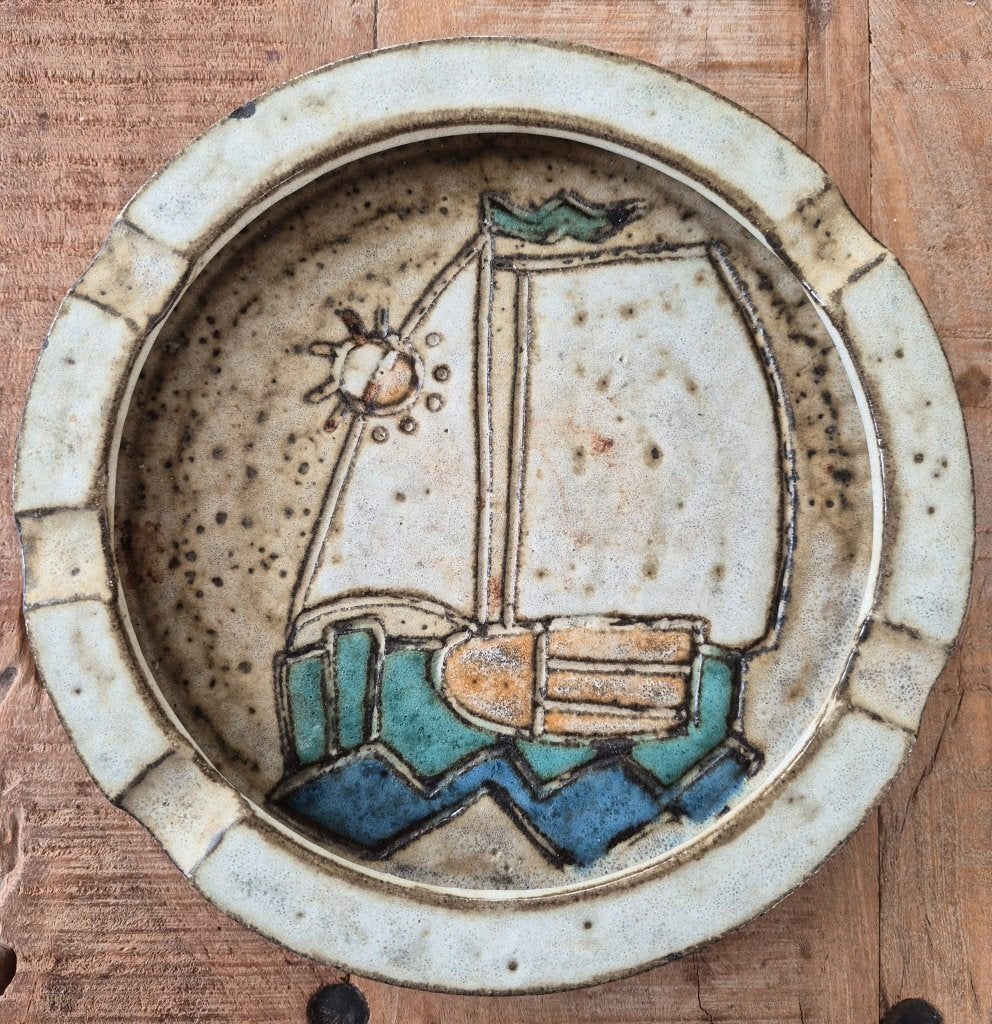 Bord, schaal of asbak van aardewerk van Hannie Mein, Ophalen of Verzenden