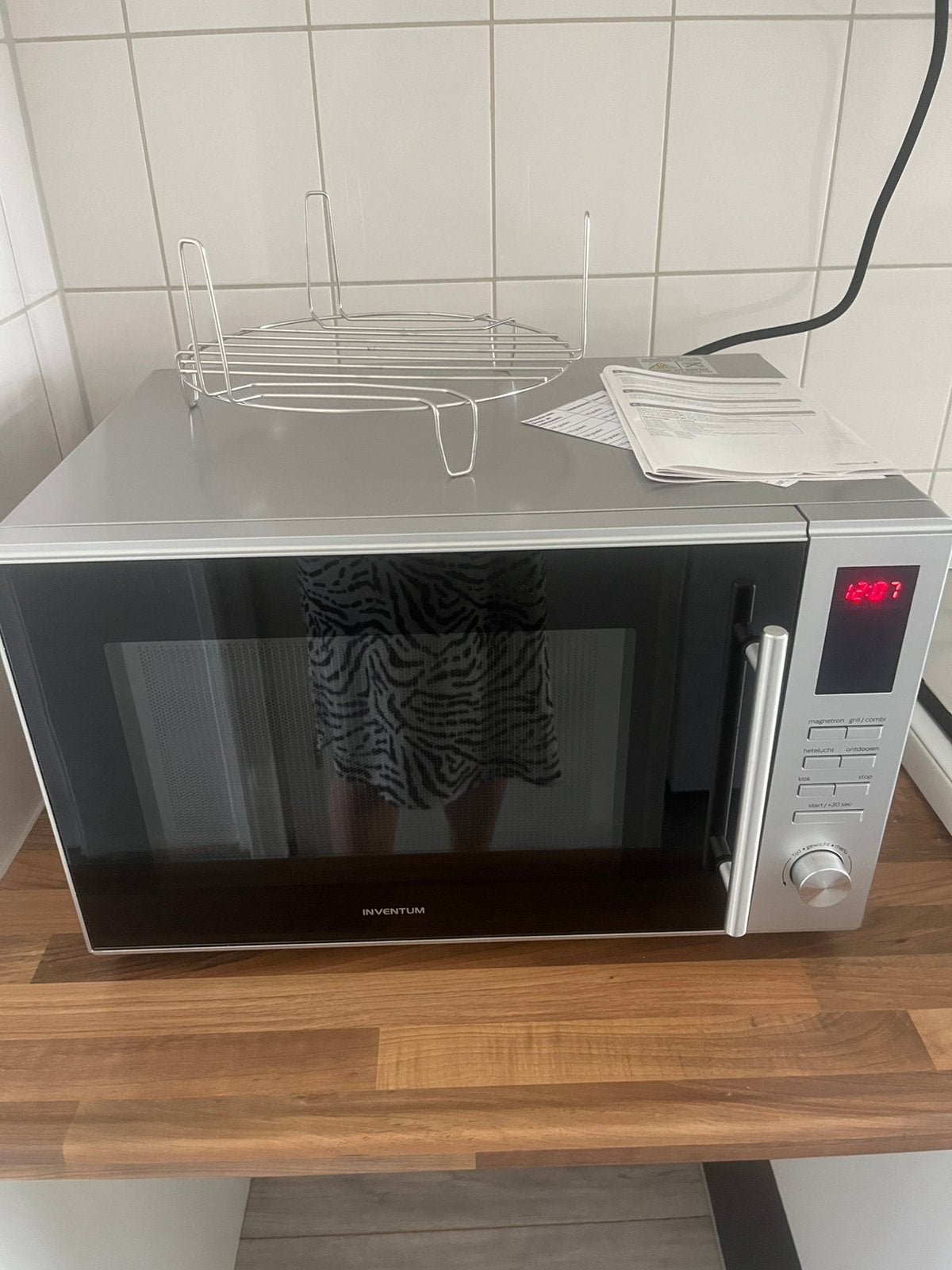 Inventum combimagnetron nieuwprijs. 189,00 . Nu 100,00, Witgoed en Apparatuur, Ophalen, Zo goed als nieuw