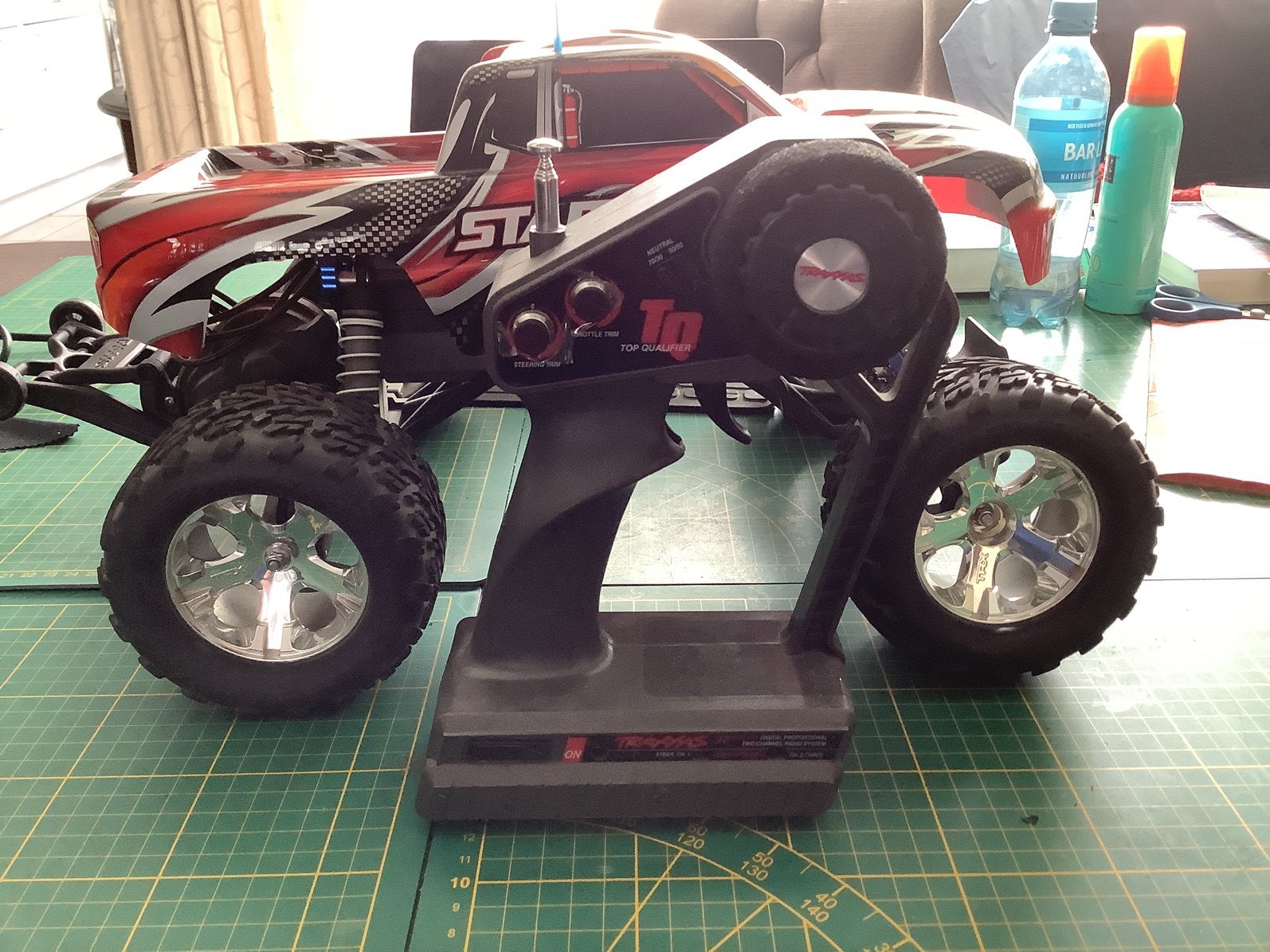 Traxxas truck 1:8, Elektro, Auto offroad, Ophalen of Verzenden, Zo goed als nieuw