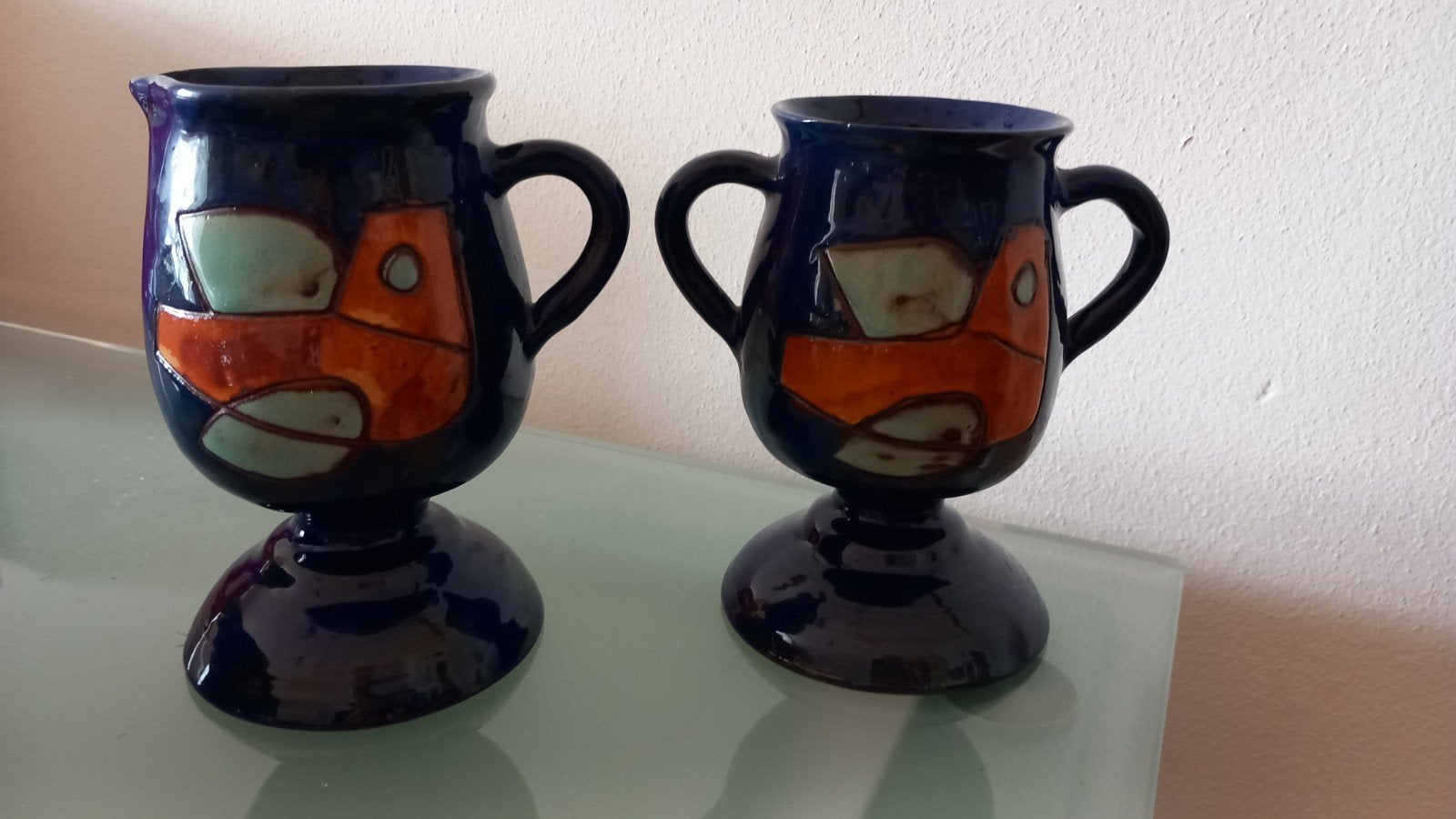 Set van 2 handgemaakte aardewerken bekers/kannen, Antiek en Kunst, Ophalen of Verzenden