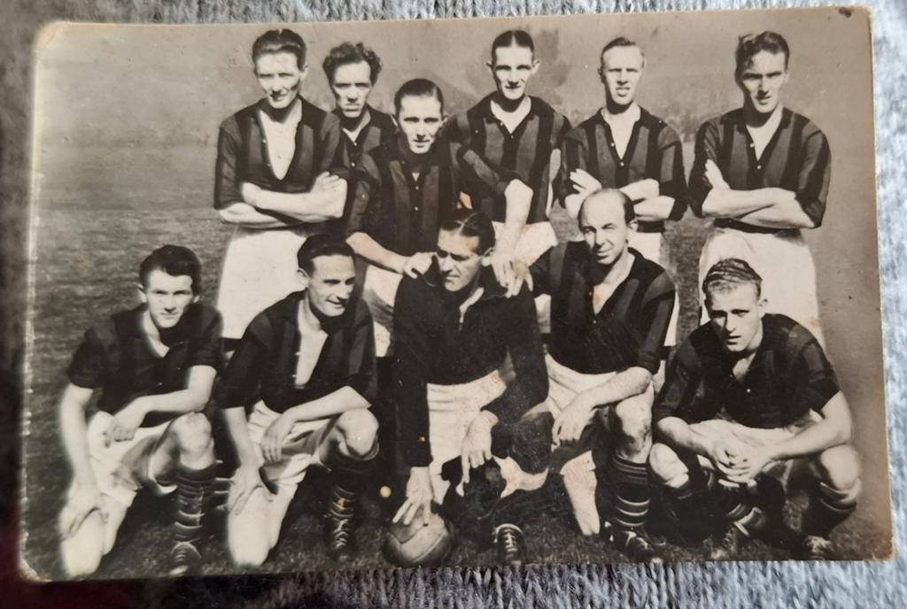 Voetbalplaatje RCH Haarlem 1951-1952 nr.32 Maple Leaf, Ophalen of Verzenden, Gebruikt, Overige binnenlandse clubs, Poster, Plaatje of Sticker