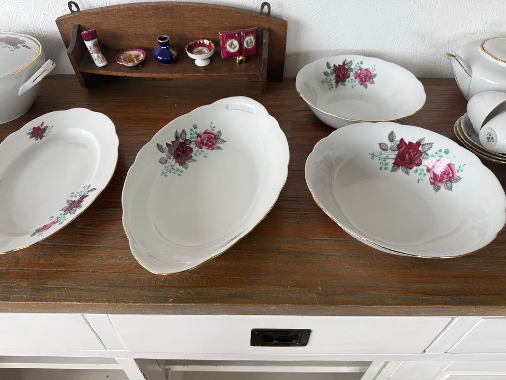 Servies MZ Czechoslovakia met rozenmotief, Antiek en Kunst, Antiek | Servies compleet, Ophalen of Verzenden