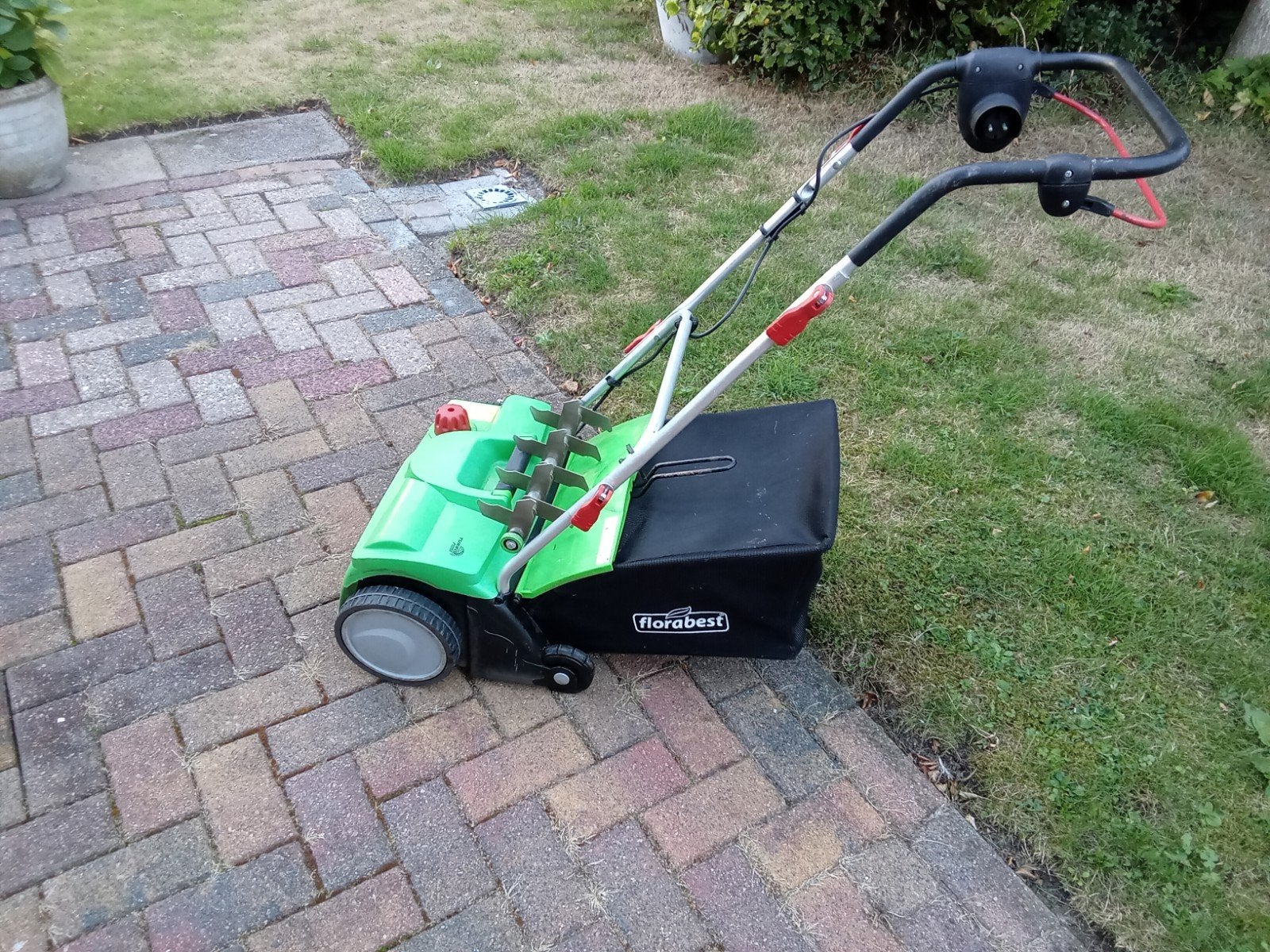 FloraBest elektrische verticuteermachine en beluchter, Ophalen, Gebruikt, FloraBest, Opvangzak