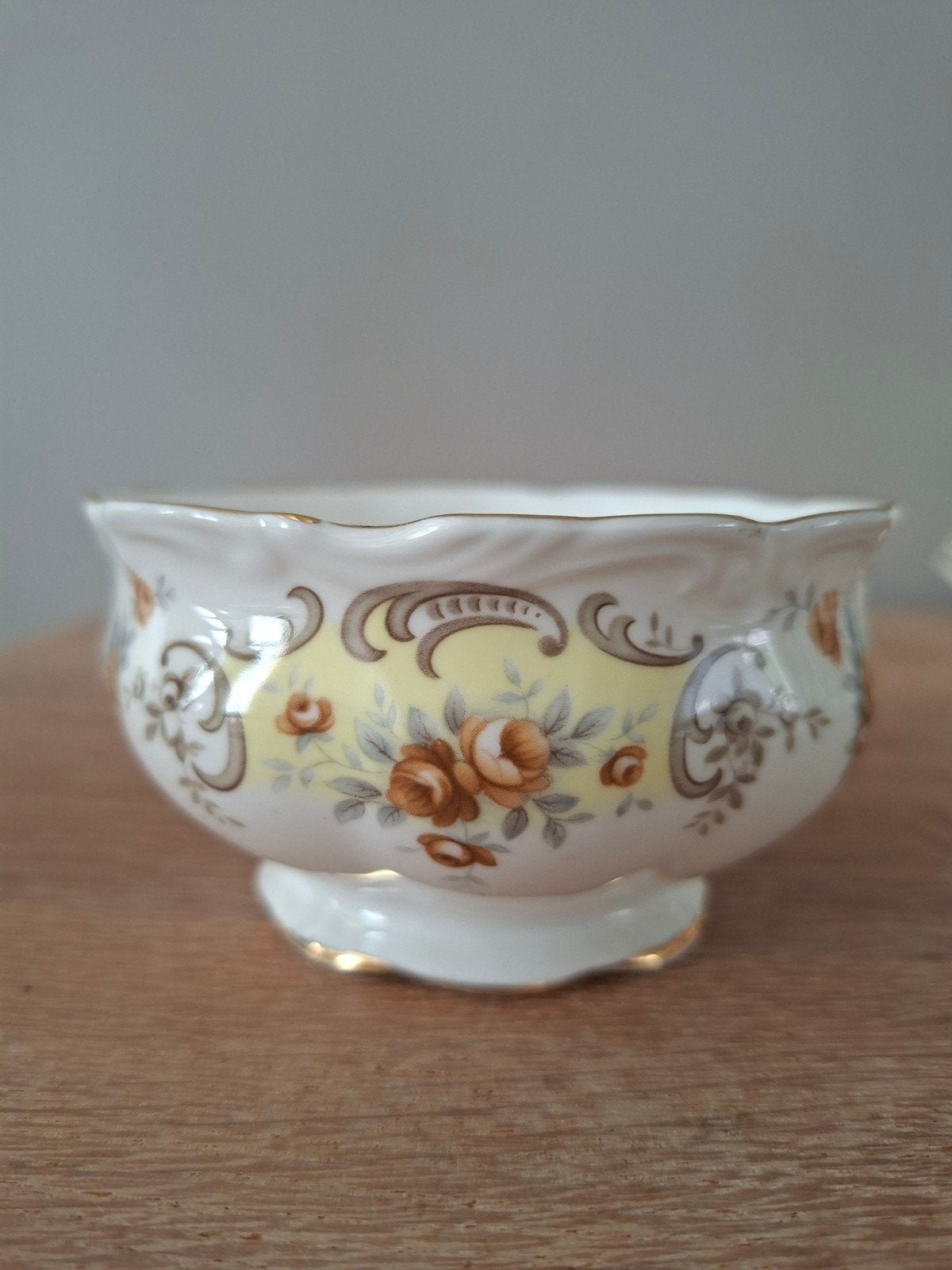 Royal Albert suikerpot September song, Ophalen of Verzenden
