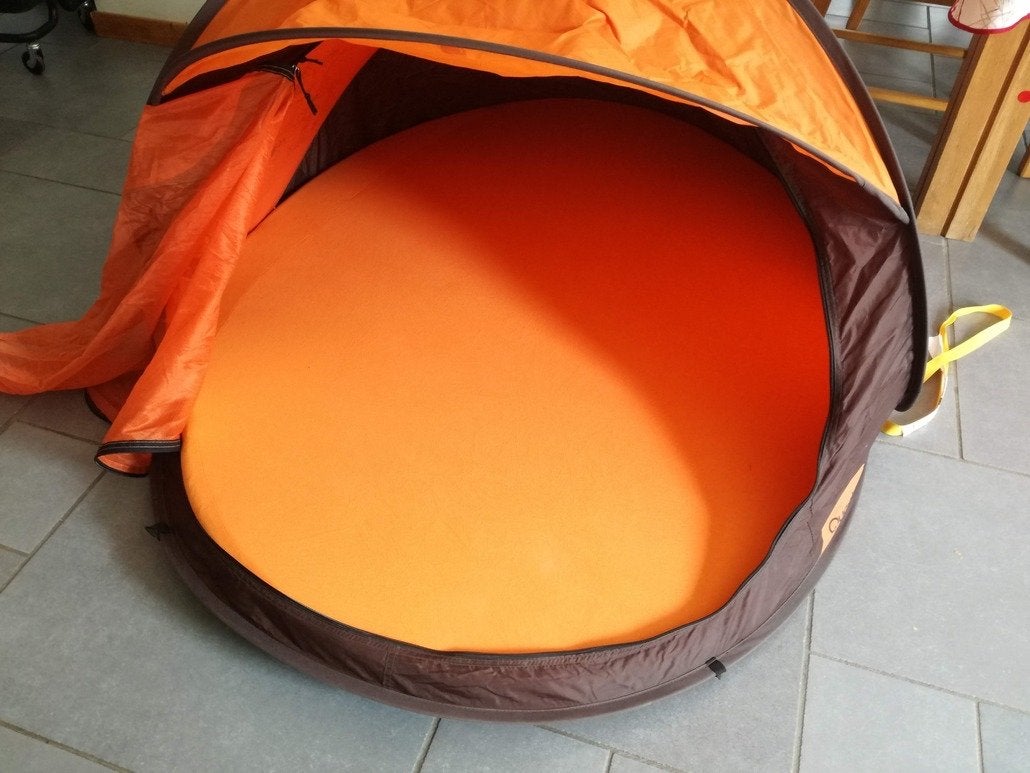 Quechua 2 Seconds Babytent - UV-bestendig strandtentje, Ophalen, Gebruikt, Tot en met 2