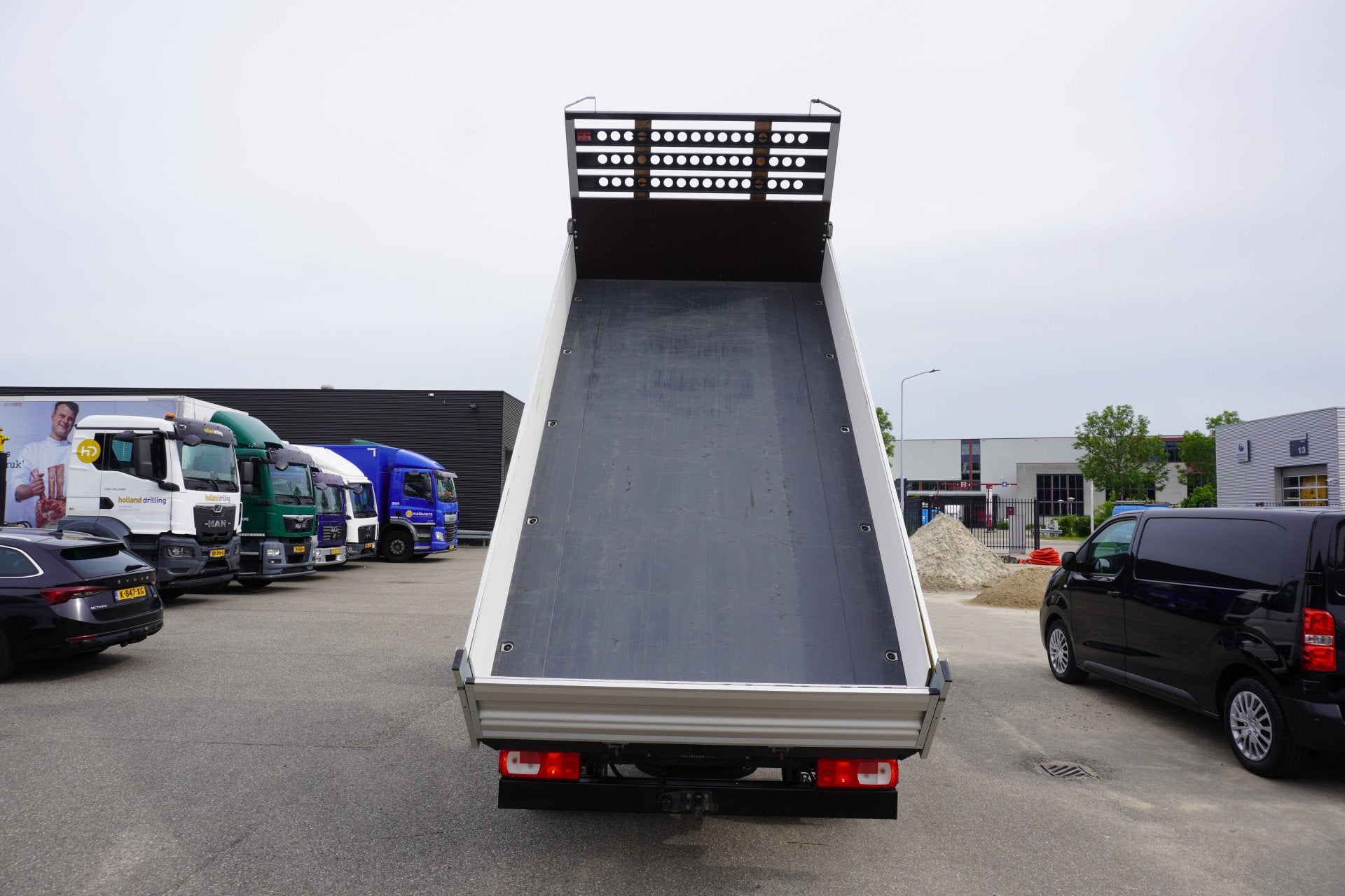 Volkswagen Crafter 180pk Dubbellucht 3-Zijdige kipper Trekha, Voorwielaandrijving, Gebruikt, 4 cilinders, Volkswagen