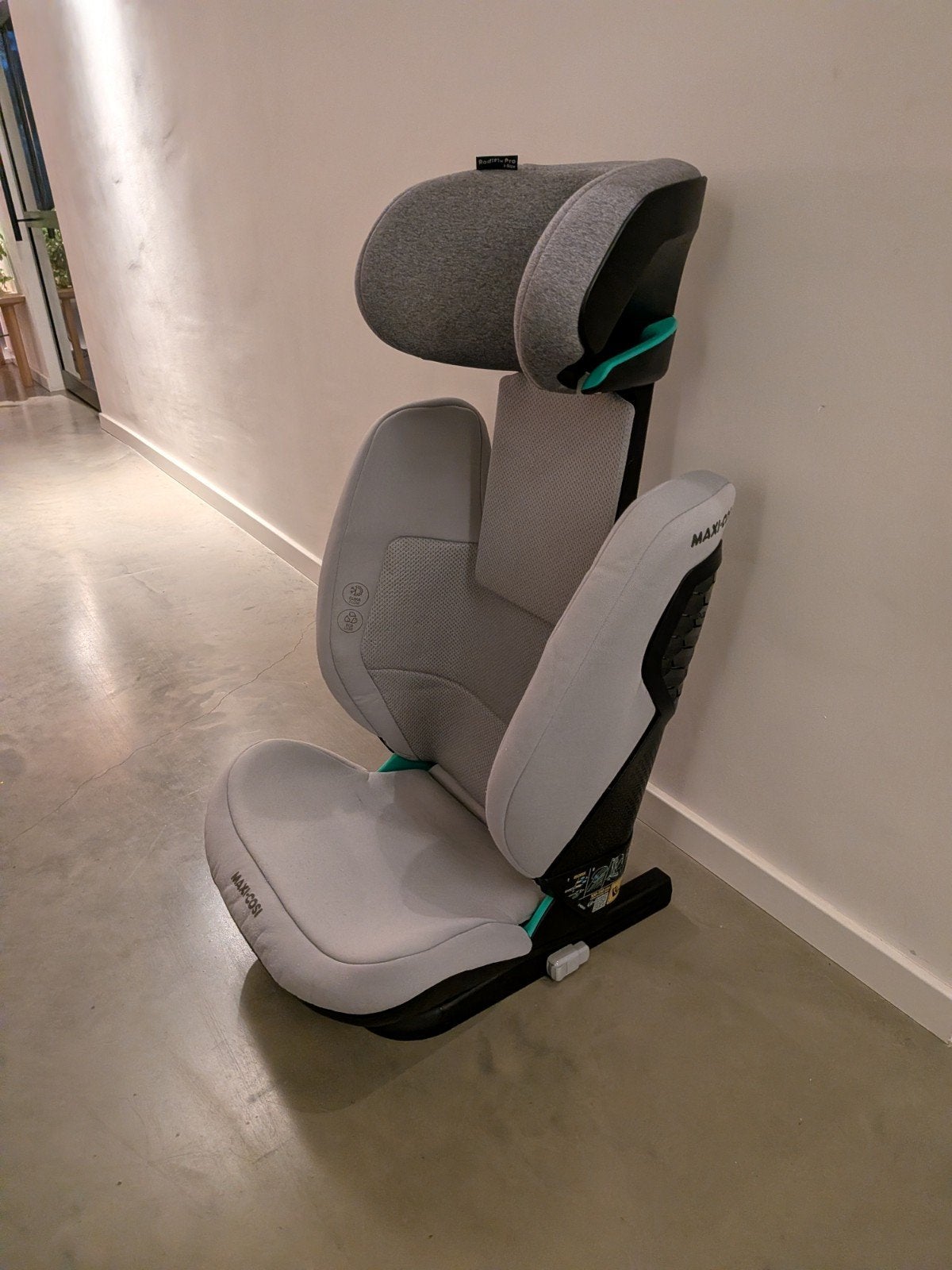 Maxi-Cosi RodiFix Pro i-Size autostoel - Zo goed als nieuw, Autogordel of Isofix, 15 t/m 36 kg, Ophalen of Verzenden, Zo goed als nieuw