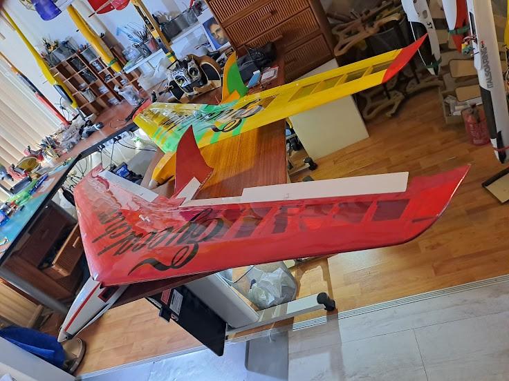 HAI-2  :Vliegende vleugel 2x /prijs is per stuk !, Ophalen, Zo goed als nieuw, Elektro, RTF (Ready to Fly)
