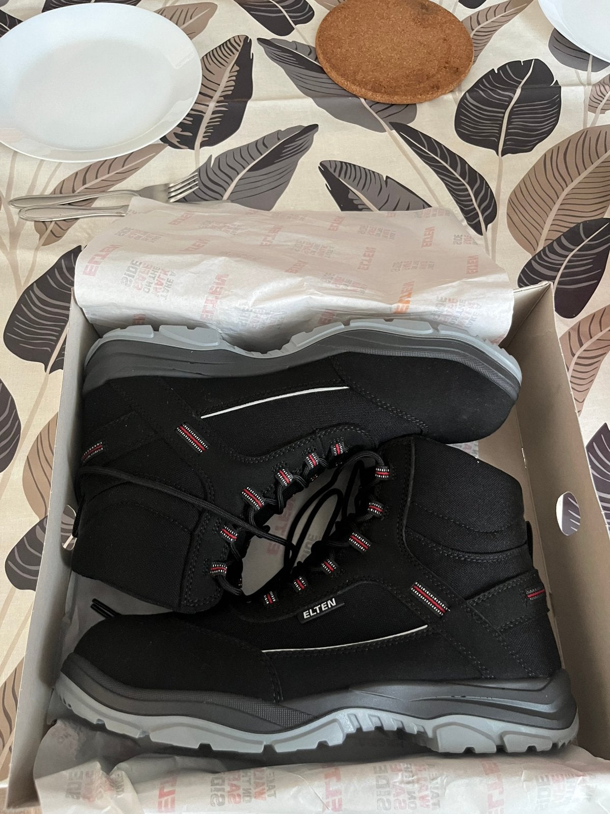 Werkschoenen maat 48 elten nieuw, Ophalen of Verzenden, Zo goed als nieuw, Zwart, Werkschoenen
