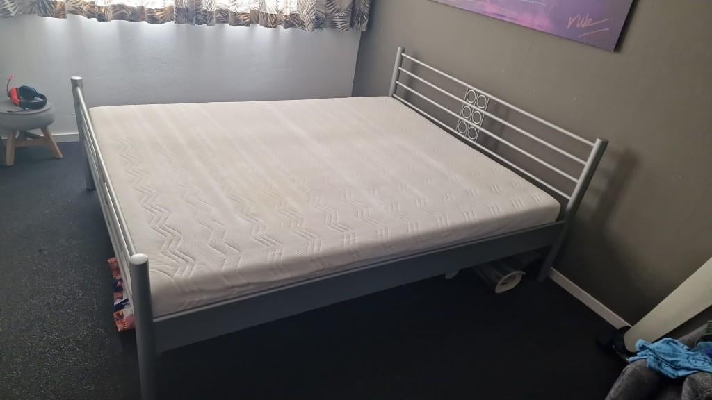 METALEN BED 2 PERS., Ophalen, Gebruikt, Modern strak, Tweepersoons