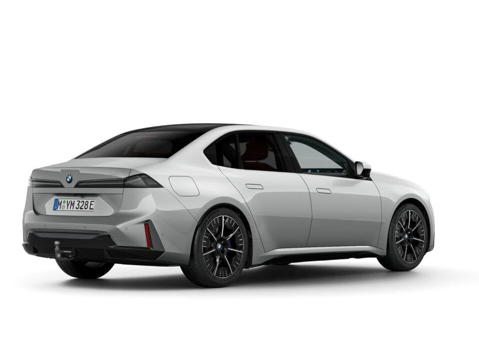BMW i3 50 xDrive | First Edition | M Sportpakket | Verlichte, Automaat, Automatische klimaatregeling, 113 kWh, 469 pk