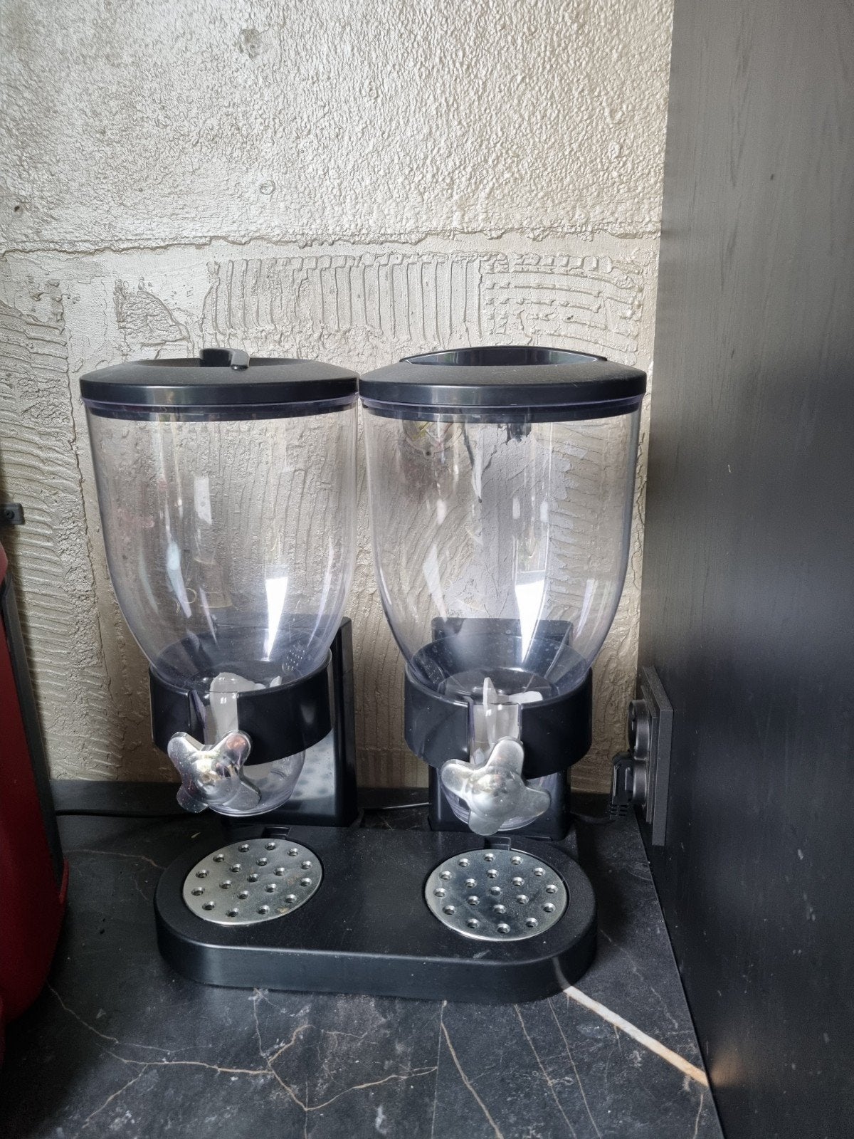 Dubbele Cereal Dispenser - Ontbijtgranen Opslag, Ophalen, Gebruikt, Kunststof, Overige merken