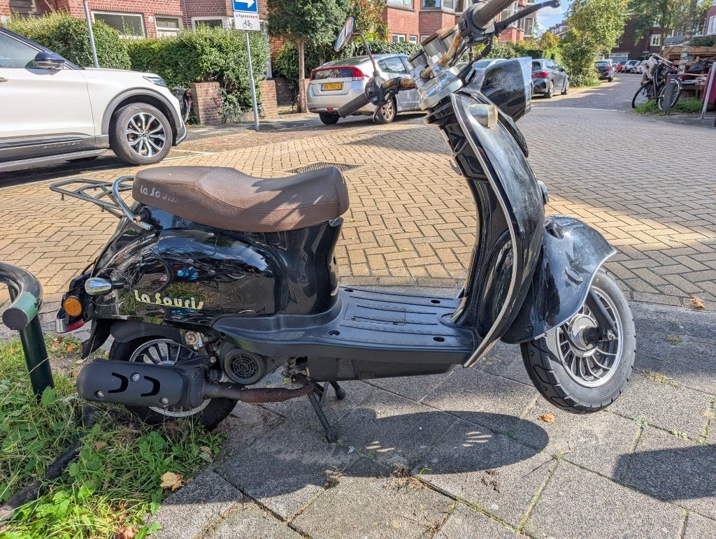 La Souris Trendy Retro - 281 km - start niet, Gebruikt, Benzine, Ophalen, Overige merken