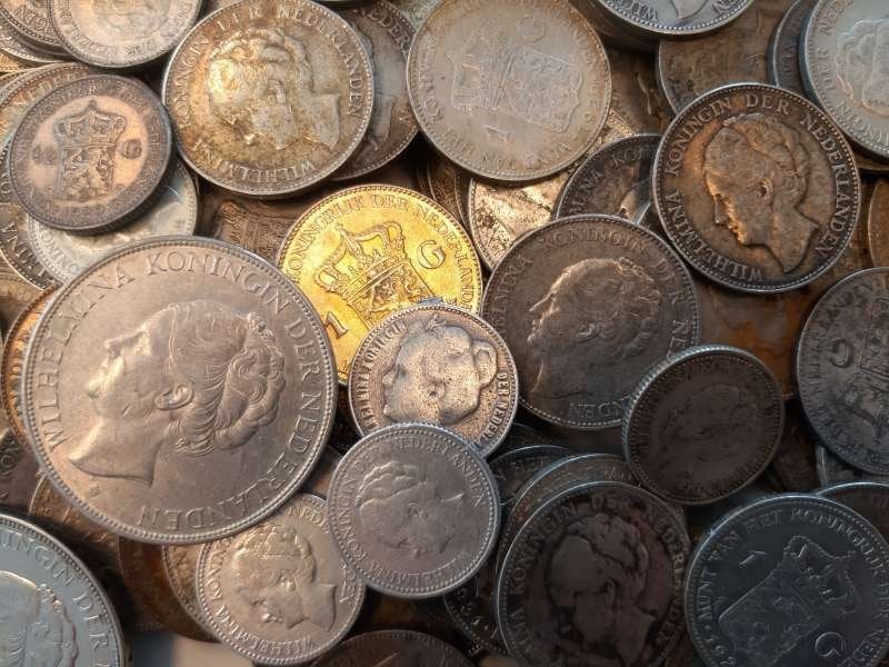 Nederland 1 kilo zilveren 10 guldenmunten 1970 en 1973, Postzegels en Munten, Ophalen of Verzenden, Koningin Juliana, 10 gulden