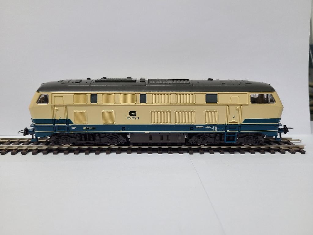 Roco 69493 (wisselstroom)DB 215 077-9 AC digitaal., Hobby en Vrije tijd, Modeltreinen | H0, Wisselstroom, Locomotief, Ophalen of Verzenden