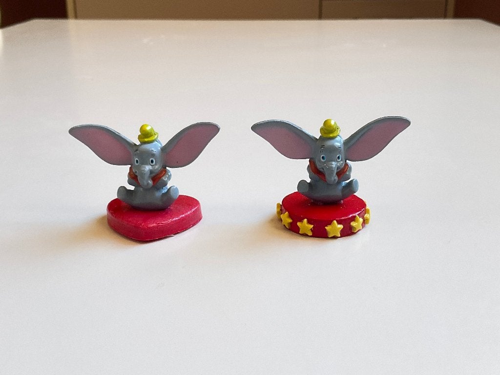 Disney Dumbo - 2 verschillende mini beeldjes van Dumbo, Ophalen of Verzenden, Bambi of Dumbo, Zo goed als nieuw, Beeldje of Figuurtje
