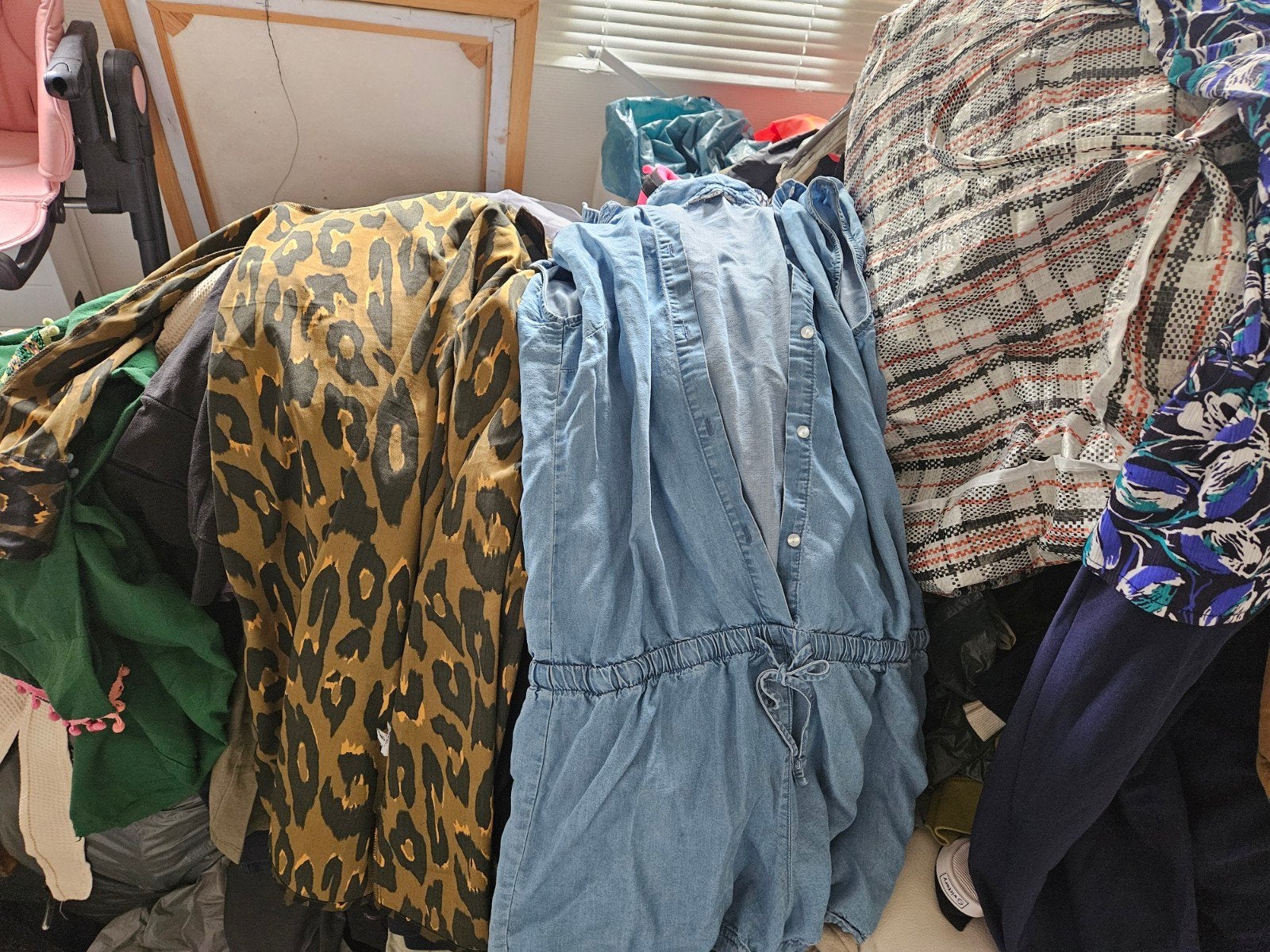 20 zakken dames kleding, Ophalen, Gedragen
