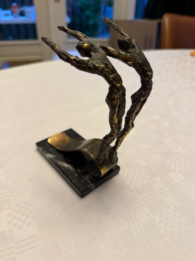bronzen beeld - bronze alloy, Groep mensen, Minder dan 20 cm, Ophalen of Verzenden, Beeld