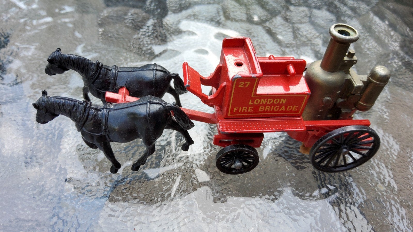 Vintage Matchbox paarden brandweer Days Gone Lledo England, Ophalen of Verzenden