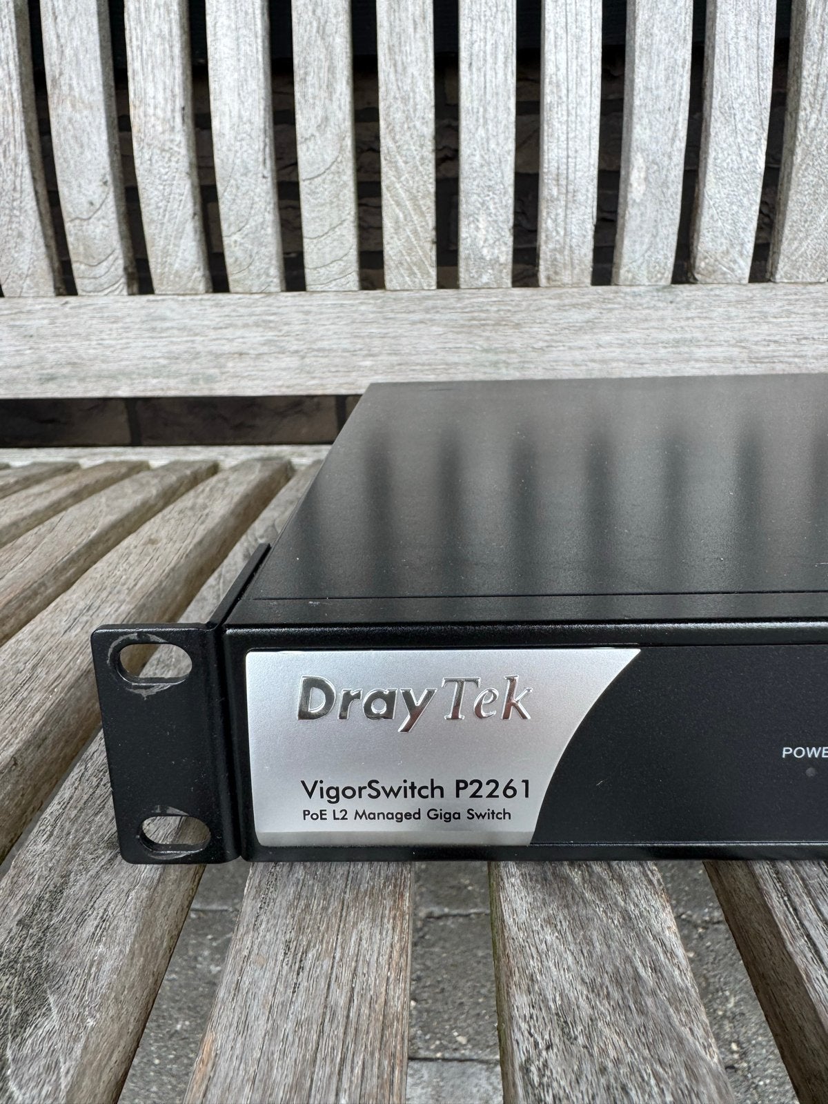 DrayTek VigorSwitch P2261 PoE L2 Managed Giga Switch, Verzenden, Gebruikt