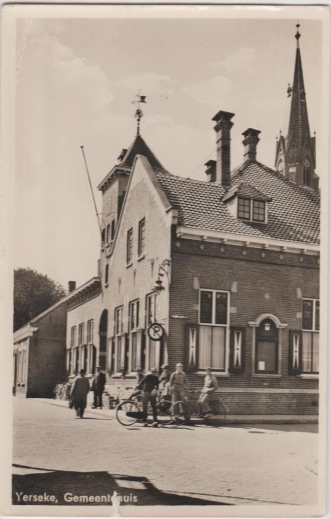 Yerseke Gemeentehuis 1966., Verzamelen, Ophalen, 1960 tot 1980, Gelopen, Noord-Brabant
