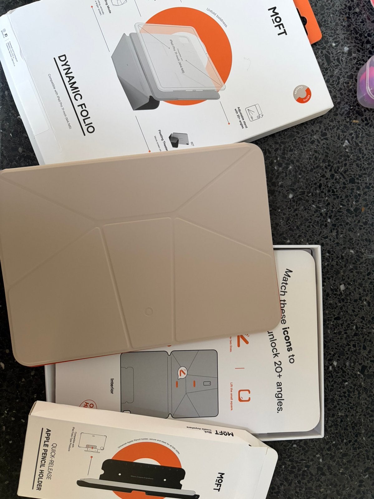 MOFT Dynamic Folio voor ipad pro 11” (m4/m5) - nieuw, Ophalen, 11 inch, Nieuw, Bescherming voor- en achterkant
