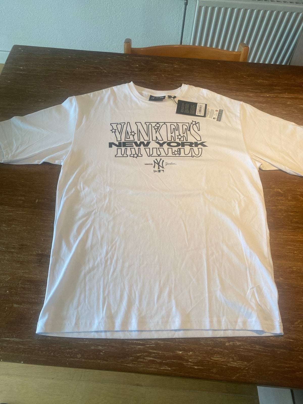 New Era New York Yankees T-shirt Maat M, Ophalen of Verzenden, Nieuw, Maat 48/50 (M), Wit