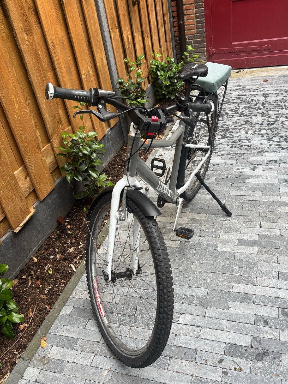 WOOM kinderfiets - Gebruikt, in werkende staat, Ophalen of Verzenden, Gebruikt, Velgrem, 20 inch of meer