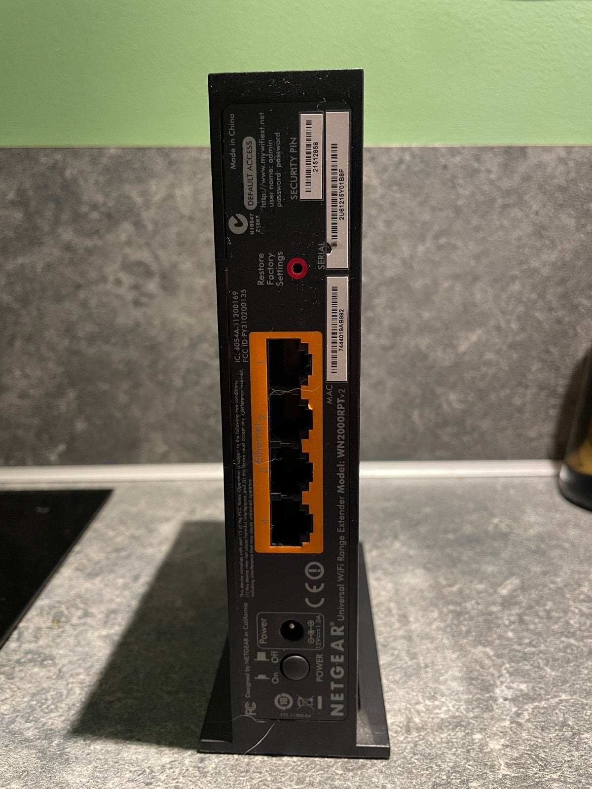NETGEAR WN2000RPT-2 Universal WiFi Range Extender, Computers en Software, Ophalen of Verzenden, Gebruikt, Router