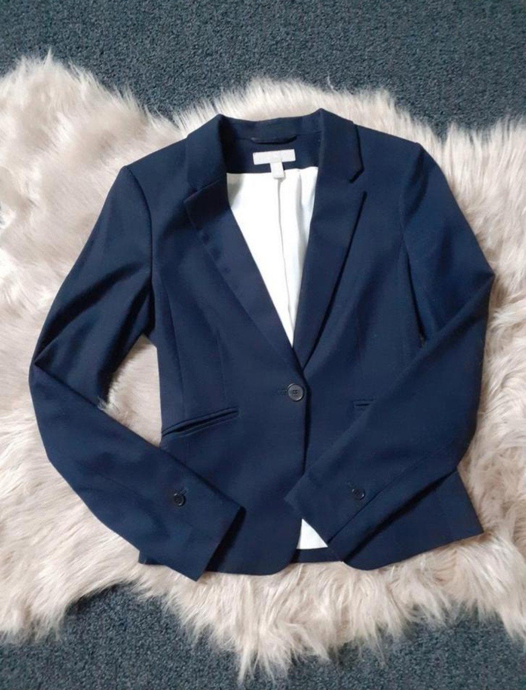 Donkerblauwe blazer/jasje, ZGAN, maat 32, H&M, Blauw, Ophalen of Verzenden, Zo goed als nieuw