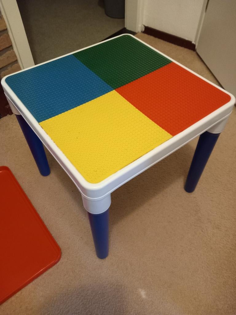 Kinder speeltafel, Ophalen