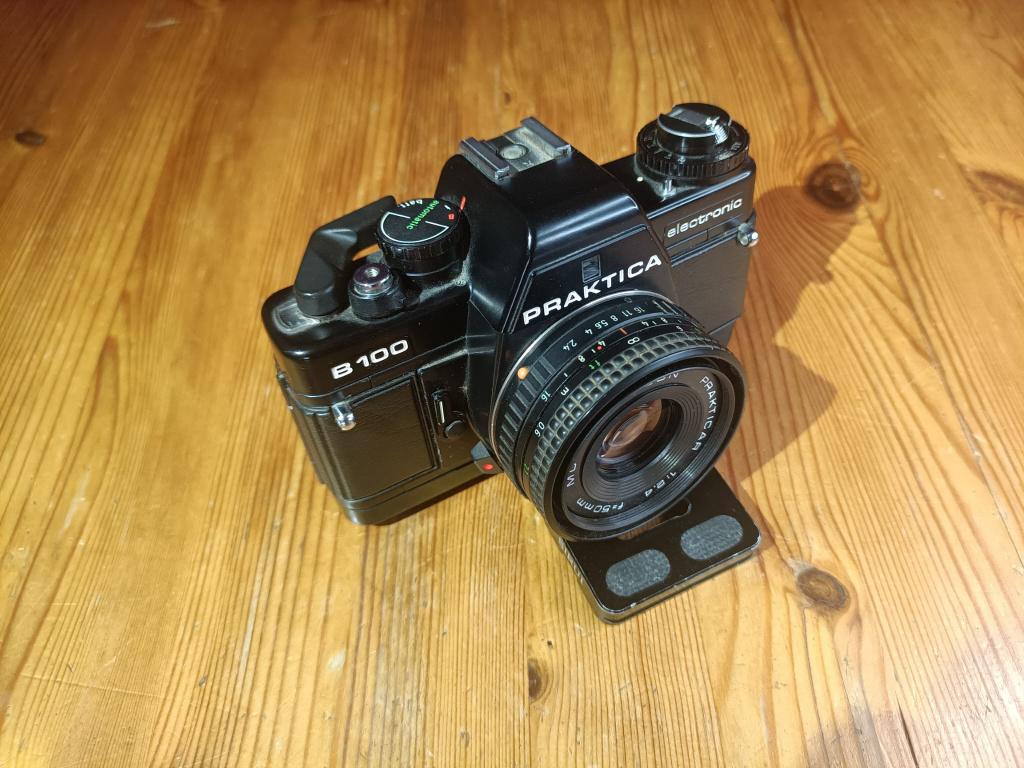 Praktica B100, Audio, Tv en Foto, Fotocamera's Analoog, Ophalen of Verzenden, Gebruikt, Spiegelreflex, Overige Merken