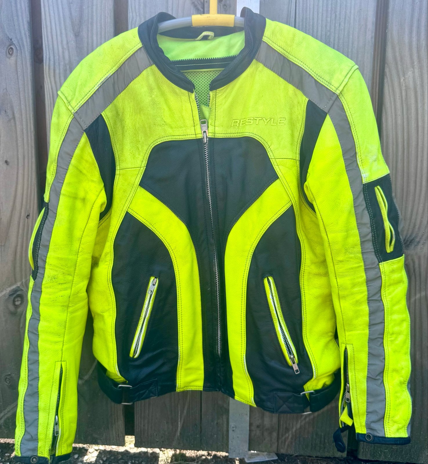 Leren motorjas, maat L - Opvallend en Veilig, Motoren, Ophalen of Verzenden, Tweedehands, Heren, Jas | leer