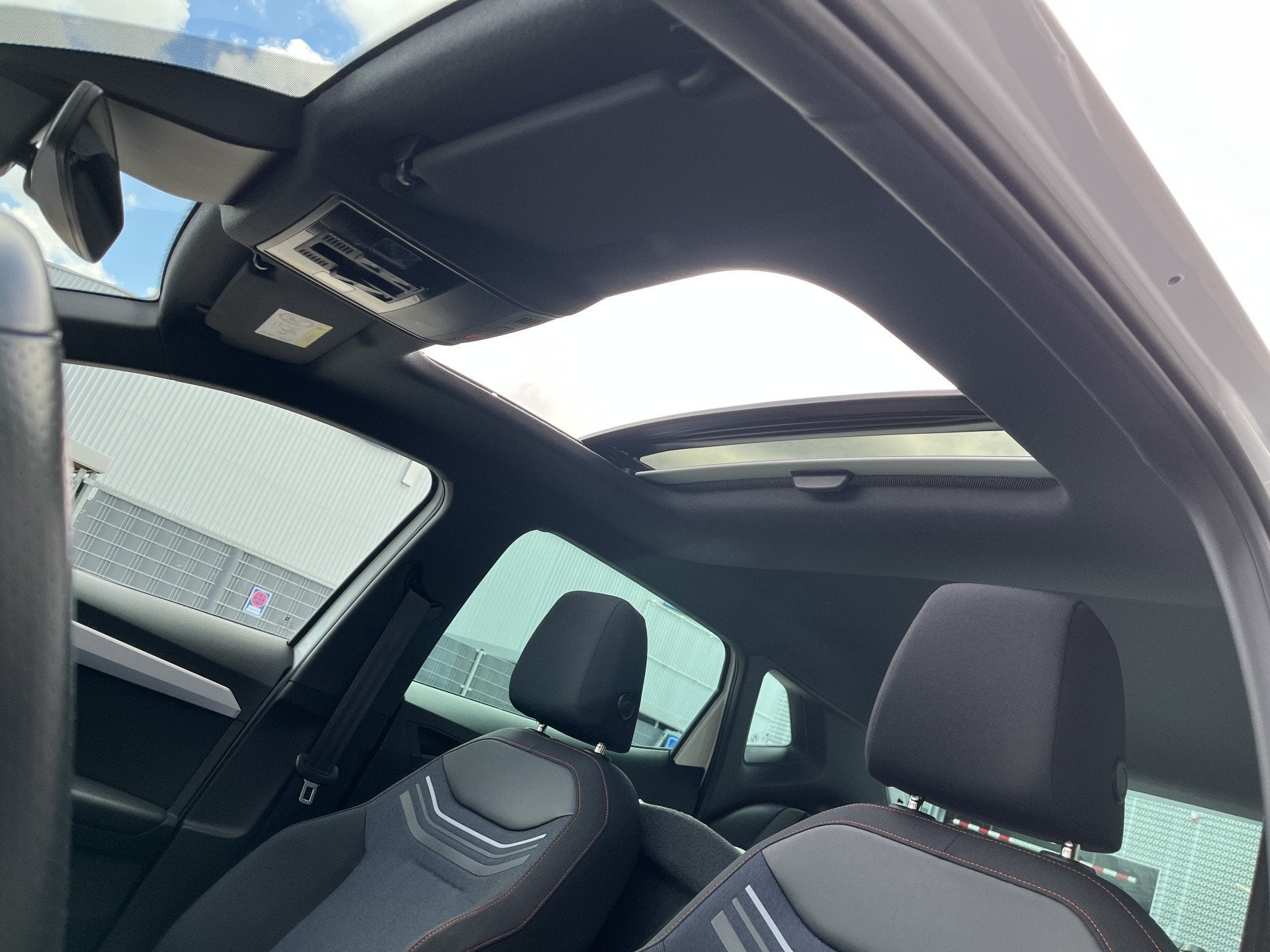 SEAT Ibiza 1.0 TSI FR / Panoramadak / Digitale Cockpit / LED, 12 maanden, Stof, Gebruikt, Bedrijf