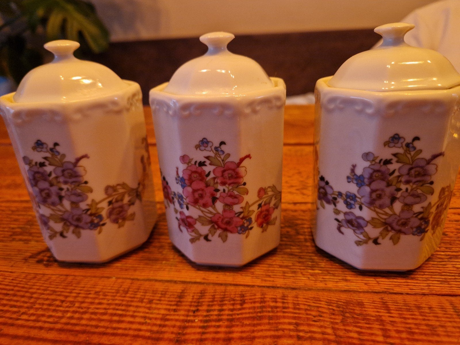 Vintage porseleinen voorraadpotjes 3 stuks, Ophalen of Verzenden, Overige materialen, Pot, Bus of Blik