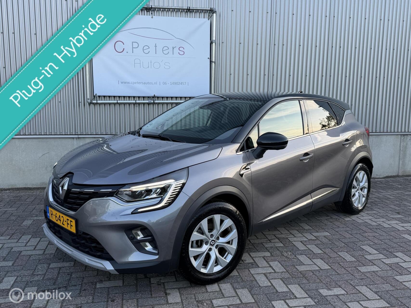 Renault Captur 1.6 E-Tech Plug-in Hybrid 160pk Intens 2022 /, Auto's, Dealer onderhouden, 77 km/l, Gebruikt, 4 cilinders