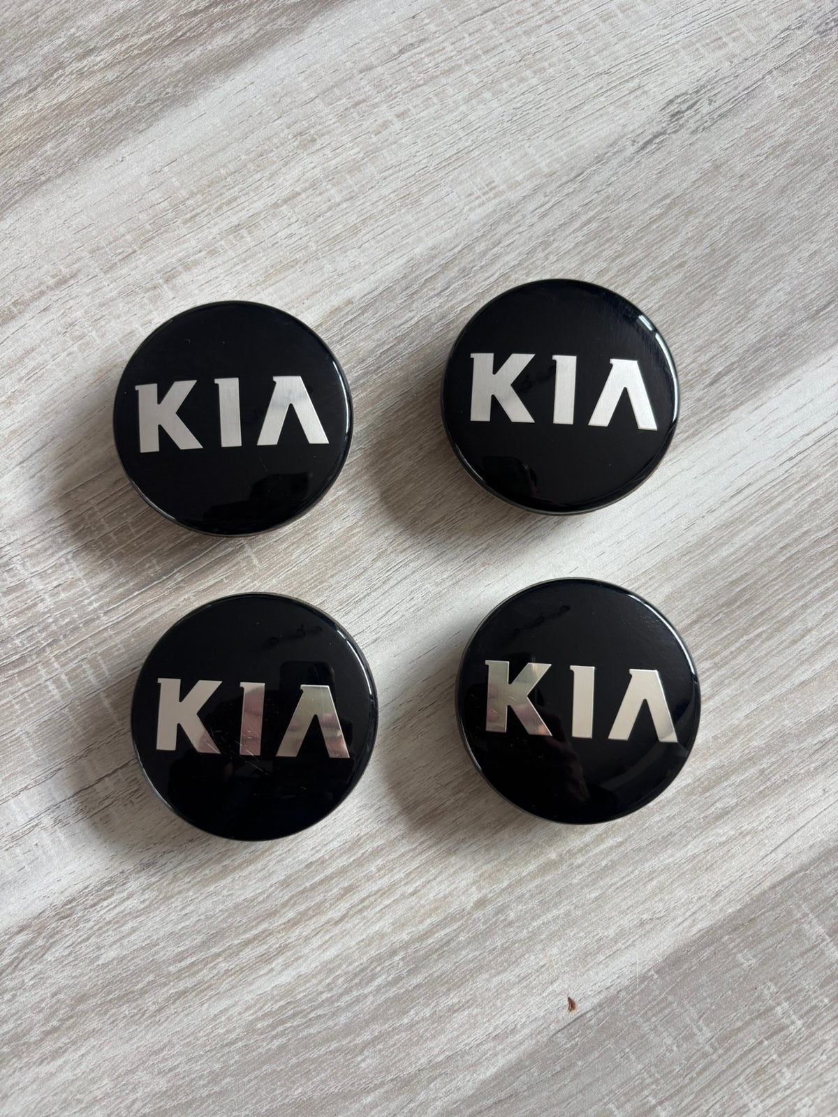 Kia naafkapjes, Ophalen, Zo goed als nieuw