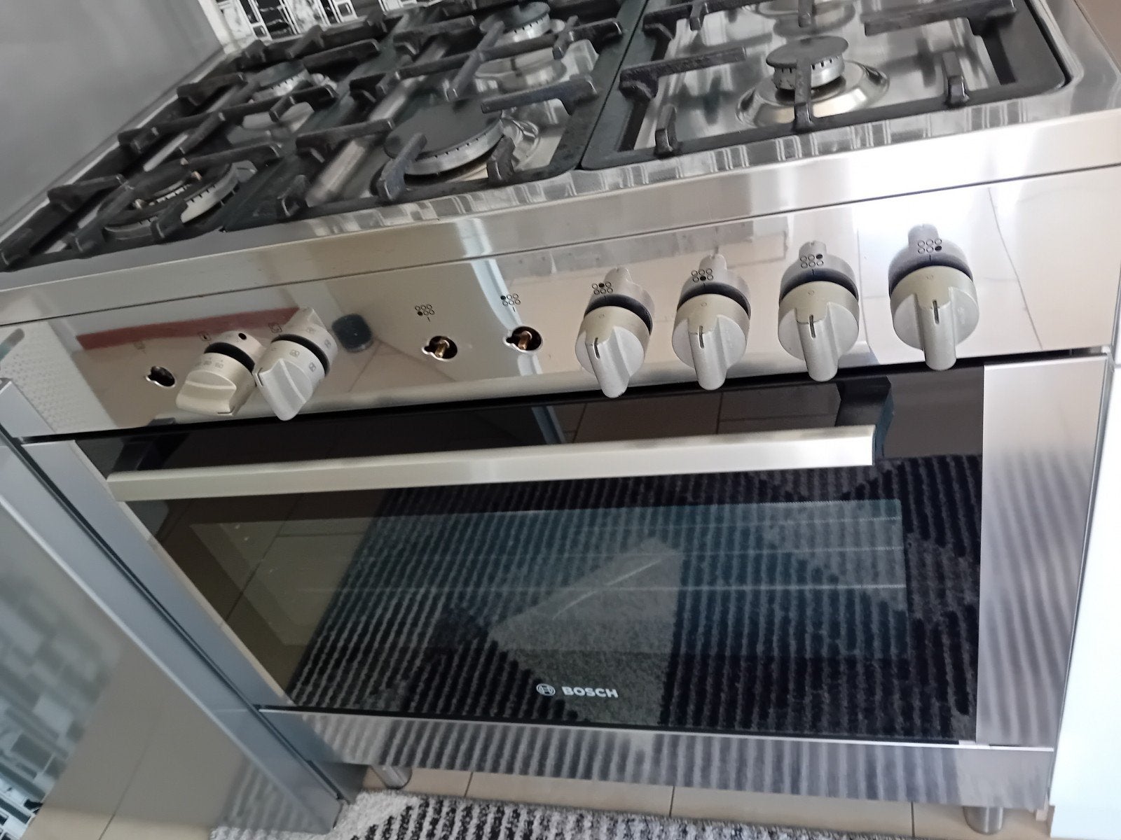 Bosch gasfornuis met oven - RVS, 6 pitten, Witgoed en Apparatuur, Fornuizen, 60 cm of meer, Ophalen of Verzenden, Zo goed als nieuw